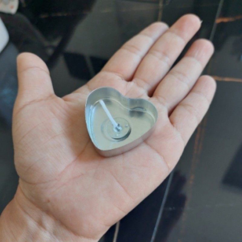100 セットハート型空のアルミティーライトキャンドルワック - Candle Making Reno のレビューと価格